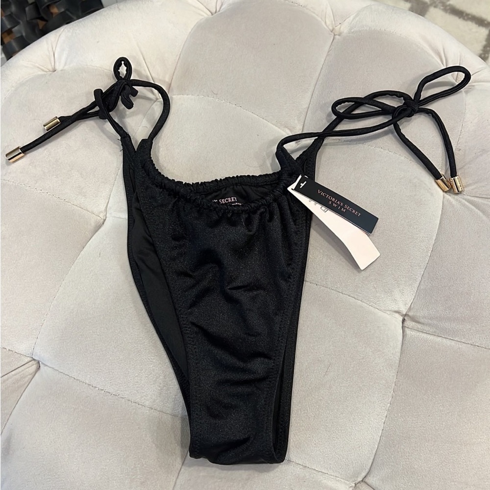 VS Bikini Bottom